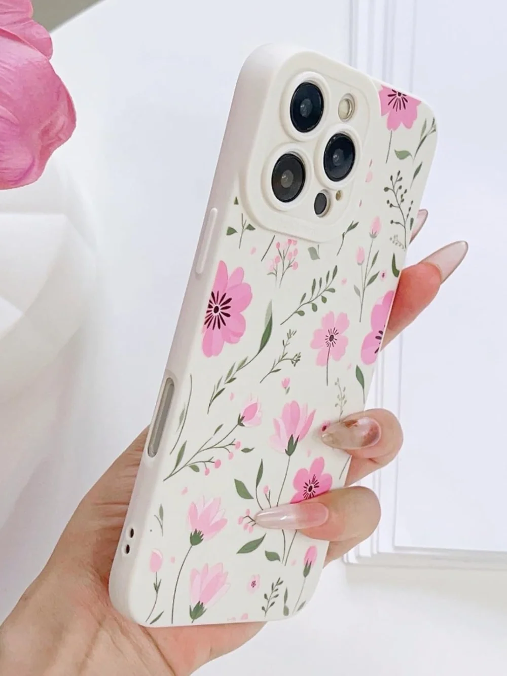 iPhone 16 Pro Max Case | Cute Flowers Design | Floral Soft